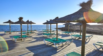 Universal Hotel Romantica