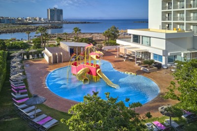 Universal Hotel Romantica