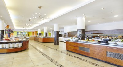 Universal Hotel Romantica