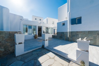 Giannoulaki Hotel