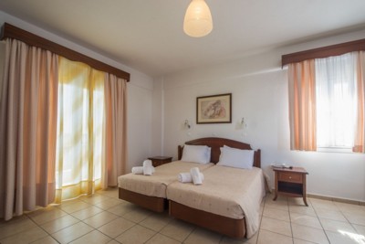 Giannoulaki Hotel
