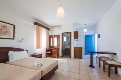 Giannoulaki Hotel