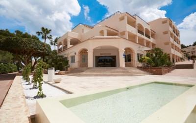 Invisa Hotel Cala Blanca
