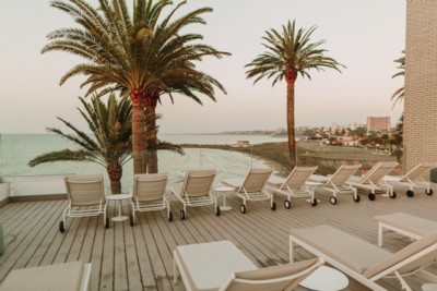 DON GREGORY BY DUNAS (S&yacute;LO ADULTOS)