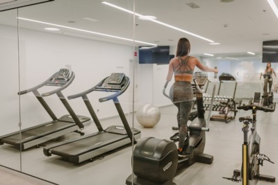 DON GREGORY BY DUNAS (S&yacute;LO ADULTOS)