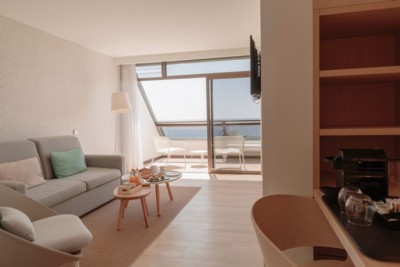 DON GREGORY BY DUNAS (S&yacute;LO ADULTOS)