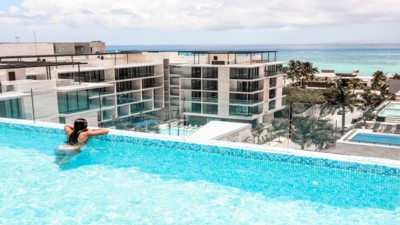 THE REEF 28 ADULTS ONLY