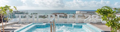 THE REEF 28 ADULTS ONLY