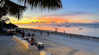 Kibanda Lodge And Beach Club