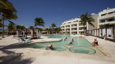 Akumal Bay Beach & Wellness Resort
