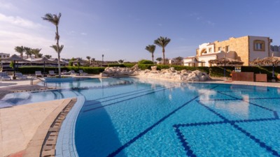 Blend Elphistone Beach Resort