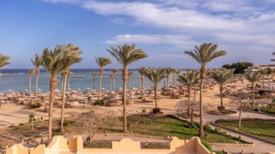 Blend Elphistone Beach Resort