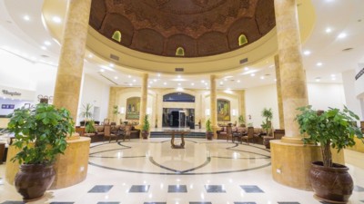 Blend Elphistone Beach Resort