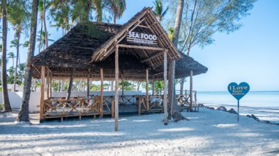 Royal Mandarin Hotel & Resort  (ex Coral Reef Beach)