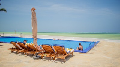 Royal Mandarin Hotel & Resort  (ex Coral Reef Beach)