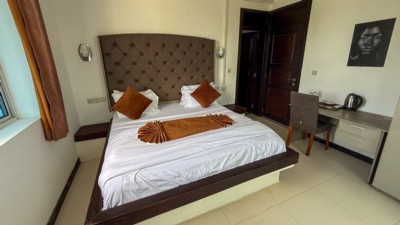 SunSeaBar Kendwa Resort