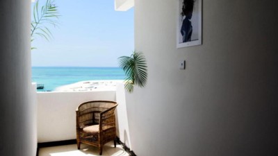 SunSeaBar Kendwa Resort