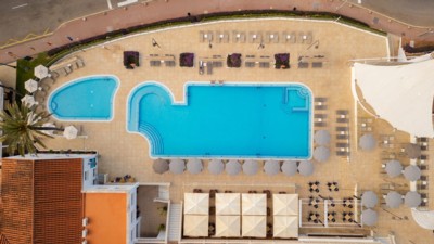 Minura Galdana & Apartamentos dAljandar