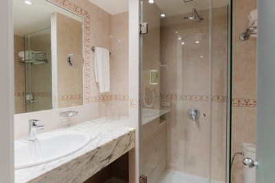 Minura Galdana & Apartamentos dAljandar