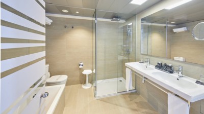 Hotel BG Tonga Tower Design Hotel & Suite