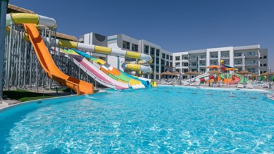 Amwaj Beach Club & Aqua Park